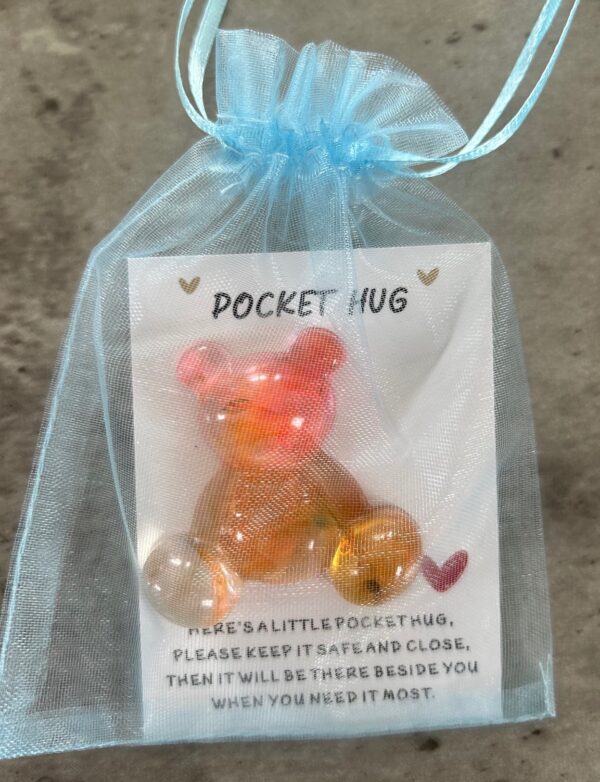 Pocket hug bears - Image 3