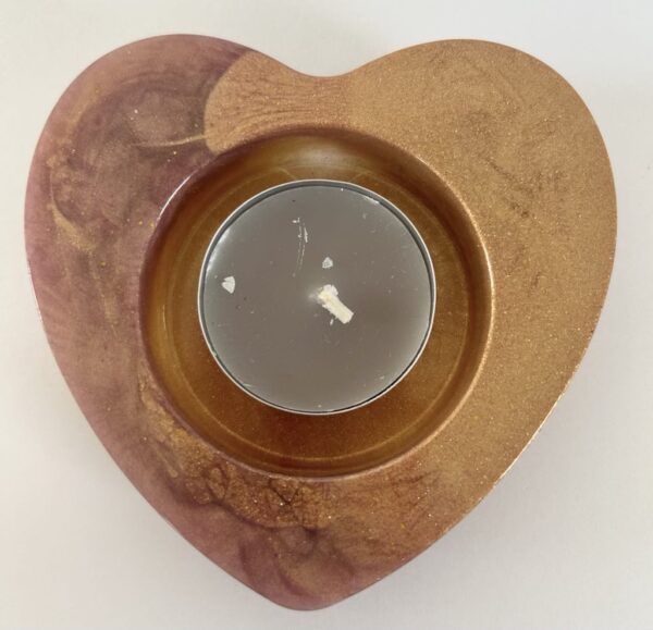 Love heart candle holder