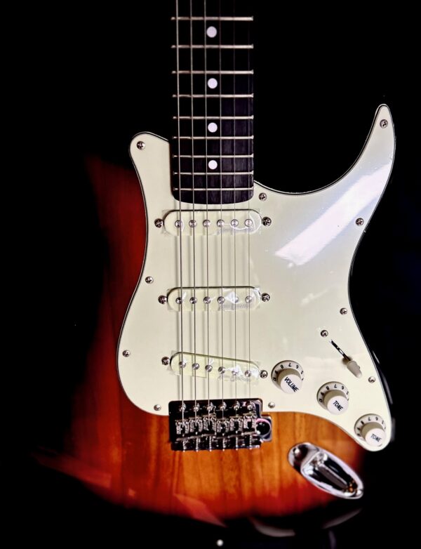 Vintage Stratocaster in tobacco sunburst